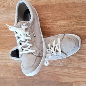 Size 11 Keds Dream foam memory shoes